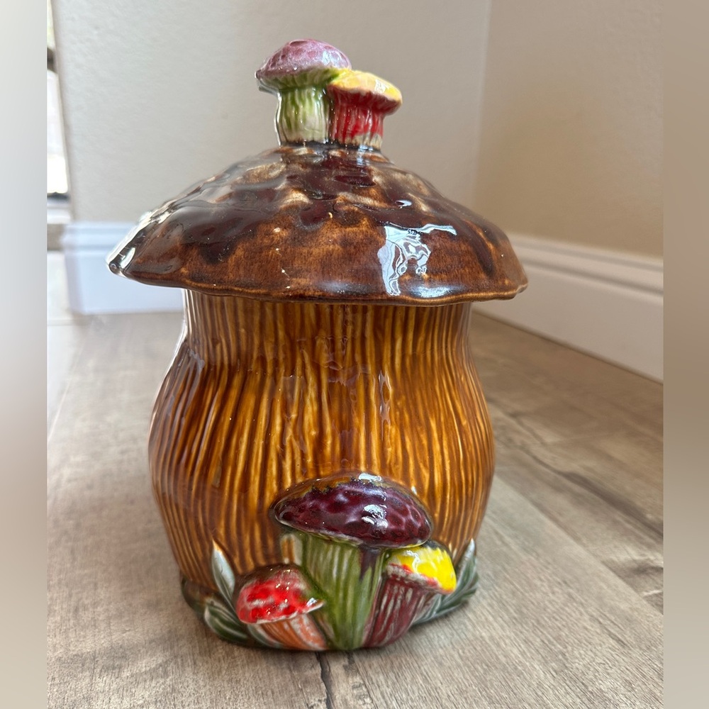 California Originals Ceramics MCM MID CENTURY cookie jar, rare colors. EUC